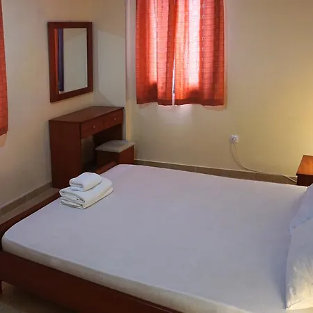 Iro & Niovi Holiday home Riglia