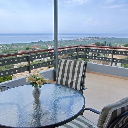 Iro & Niovi Holiday home Riglia